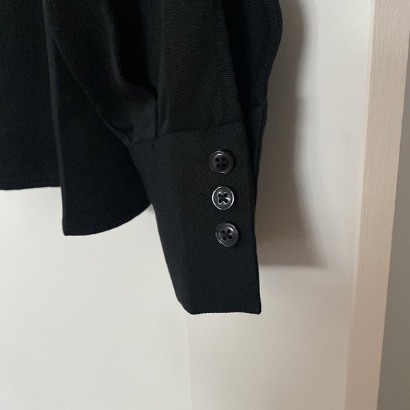 Black Club Monaco shirt used once. Size L - Picture 3 of 3